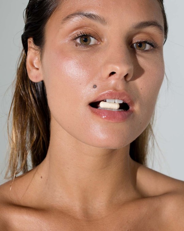 I AM GLOWY Food supplement for the skin 2